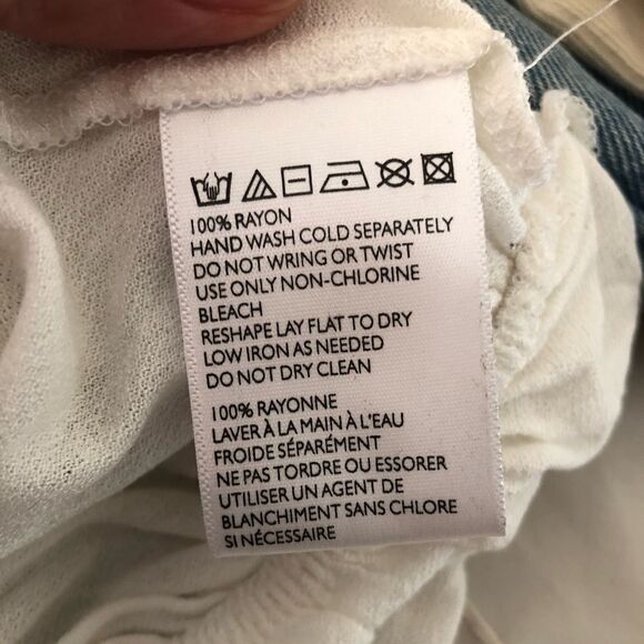 UO KIMCHI BLUE / NWT /‎ White Embroidered Wrap Strappy Tank Top / Sz M - Picture 4 of 4